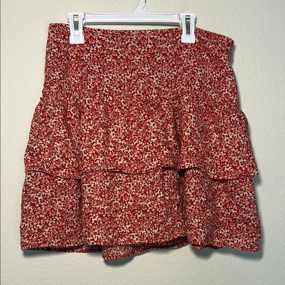 Abercrombie & Fitch Floral Red Women's Mini Skirt size medium - Picture 1 of 5